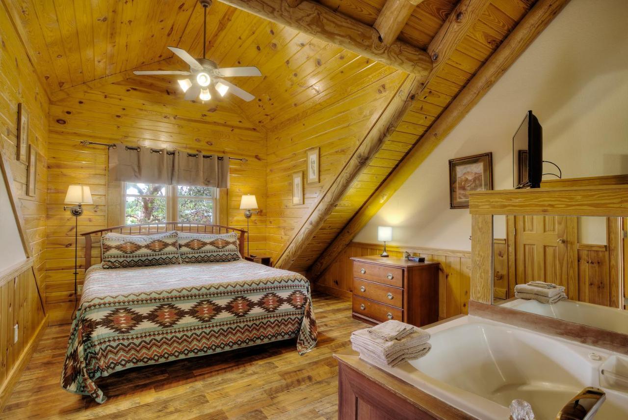 Vila Great Wolf Cabin In Pigeon Forge! Exteriér fotografie
