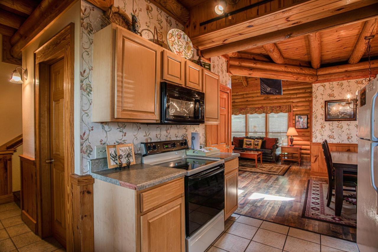 Vila Great Wolf Cabin In Pigeon Forge! Exteriér fotografie